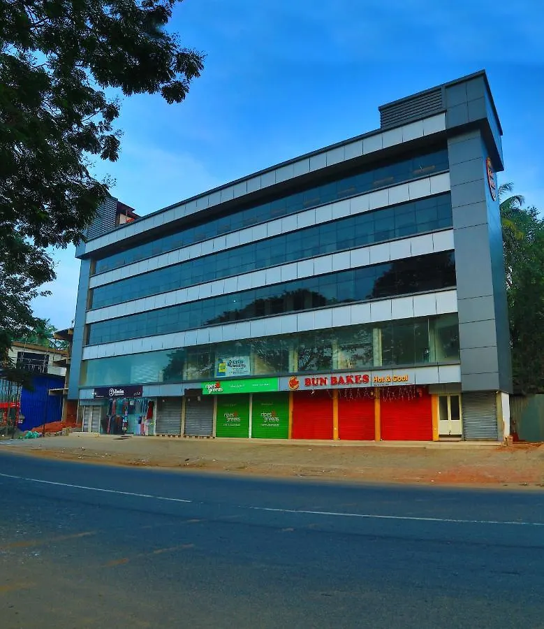 מלון מלפורם Karibu Residency 3*,