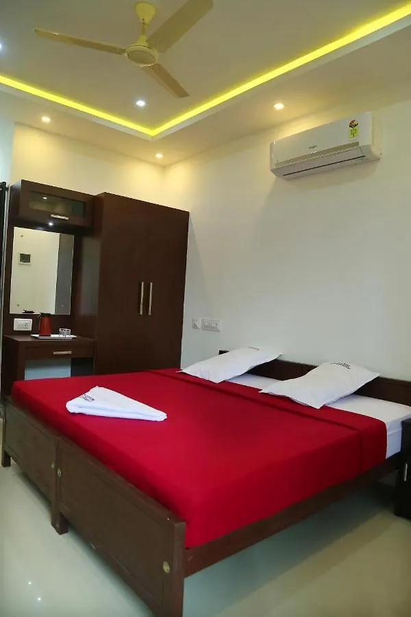 מלון מלפורם Karibu Residency